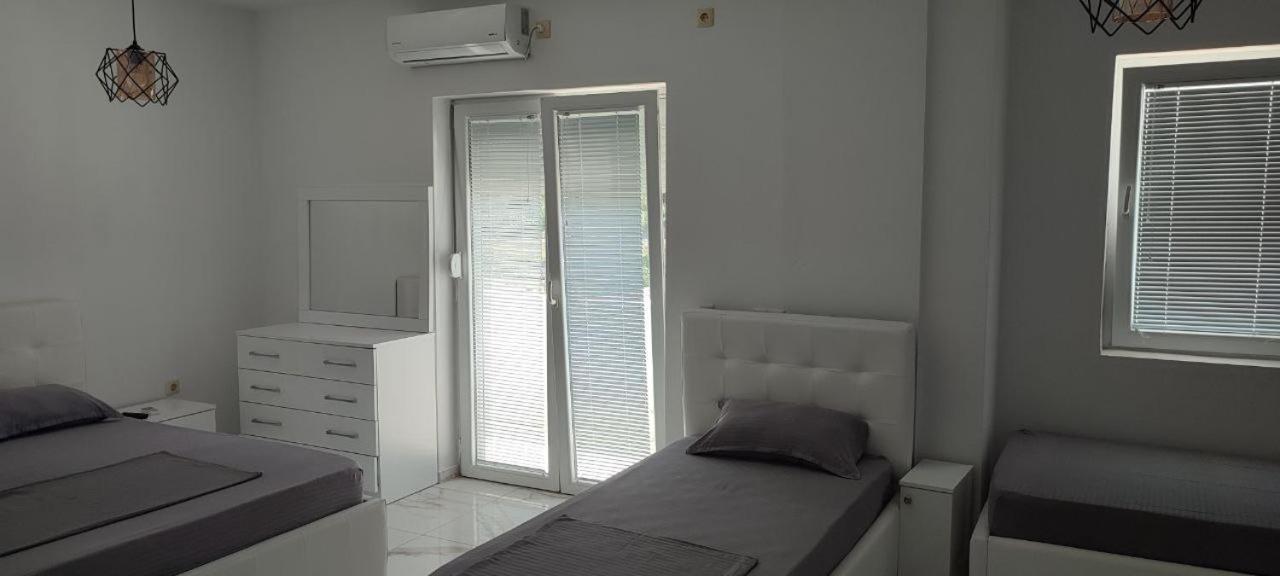 Golem Apartment Golem (Tirana) Exterior foto
