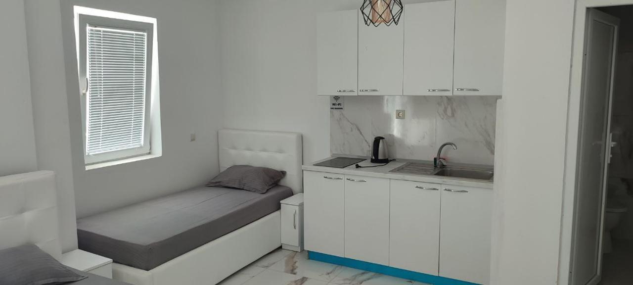 Golem Apartment Golem (Tirana) Exterior foto